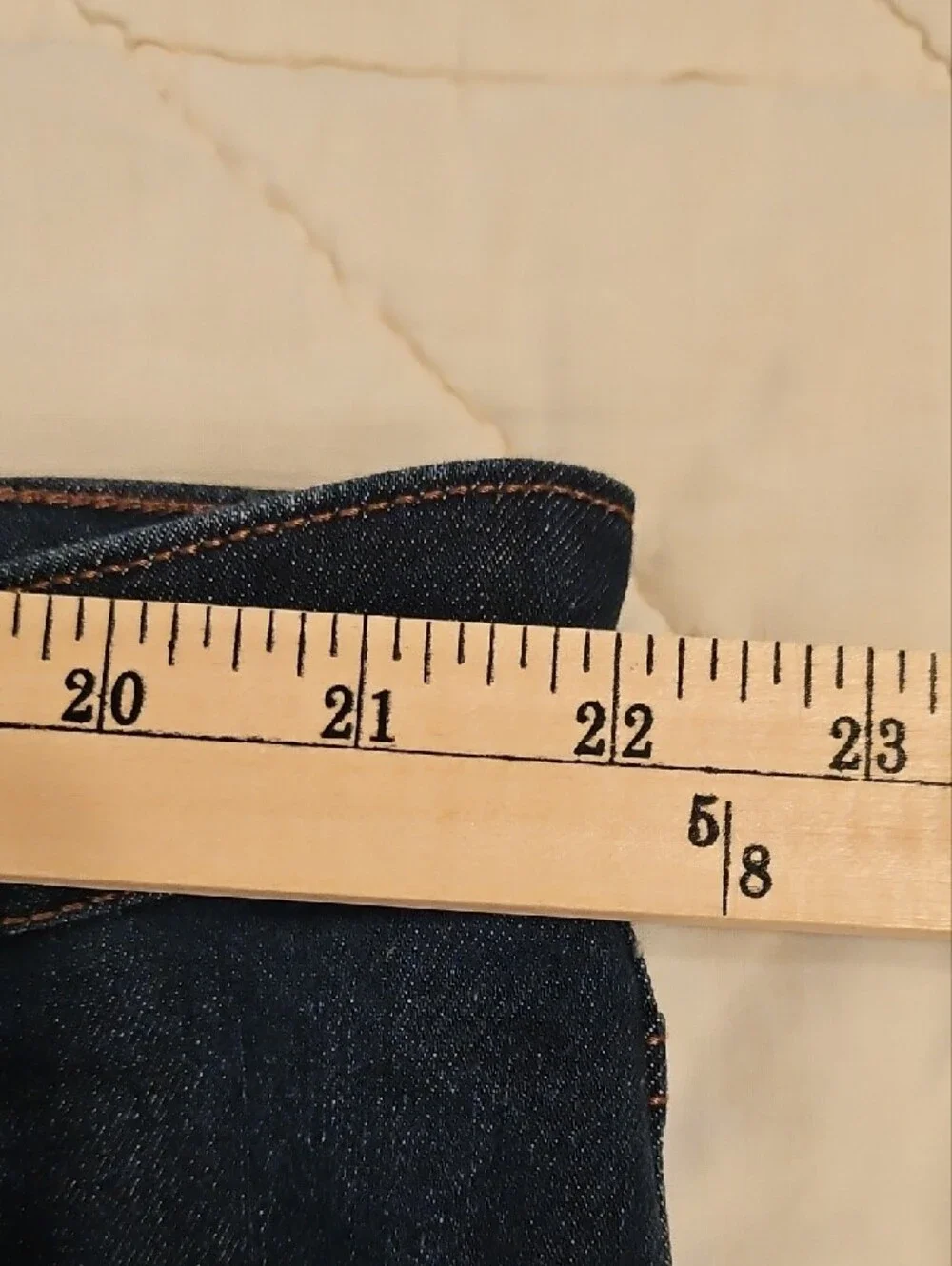 Crown & Ivy Curvy Embroidered Capris - Size 24W - Picture 3 of 10